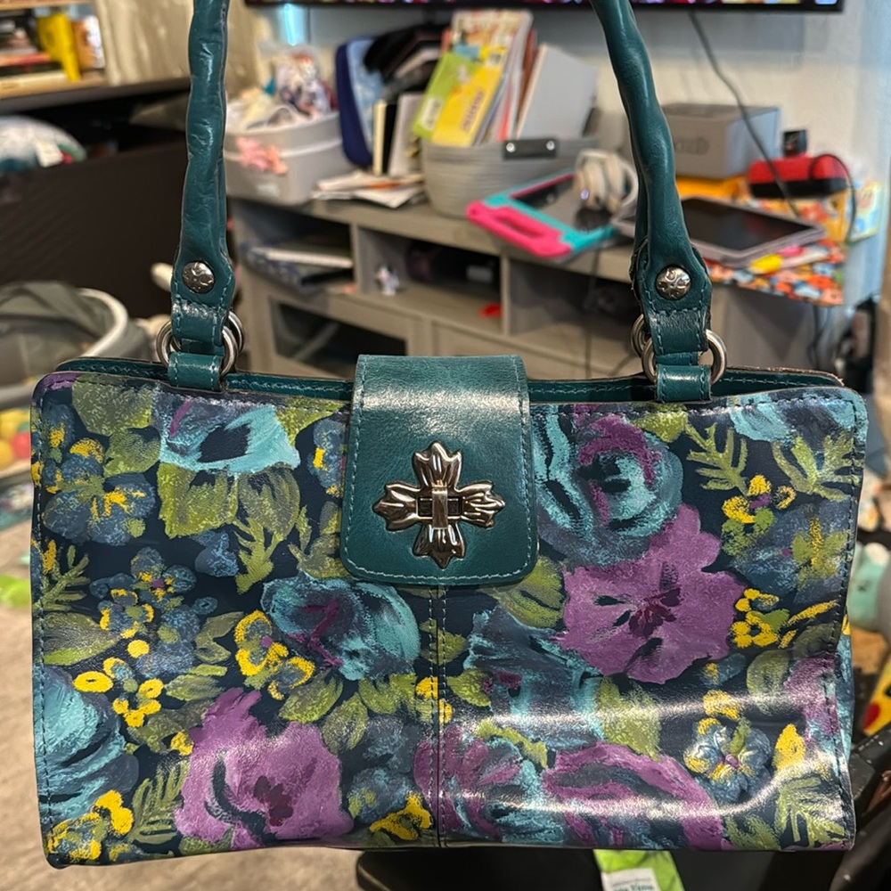 Patricia Nash, hand bag